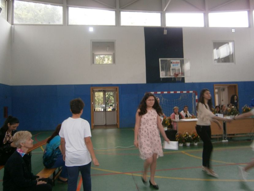 P6090302 - ULTIMUL CLOPOȚEL