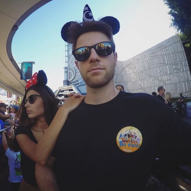Cnl4qVMWgAAPeAO - nathaniel buzolic
