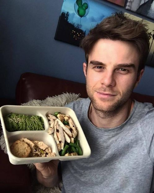 CRdotd4WwAArUCO - nathaniel buzolic