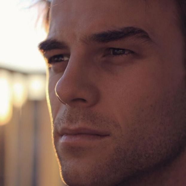 CZhaR0QWEAMTX_d - nathaniel buzolic