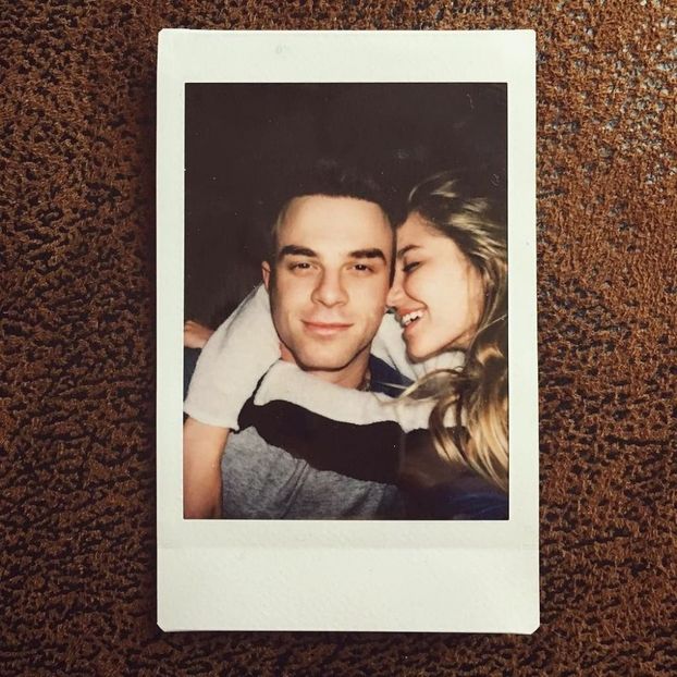 CzqxbtMXAAAynIr - nathaniel buzolic