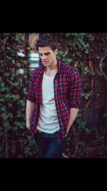 large (24) - nathaniel buzolic