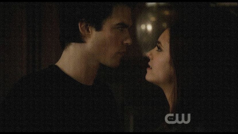 ━ Ridică o sprânceană când se apleacă peste el şi deschide gura să zică ceva, dar rămâne mut - 05 x you ll never be alone again