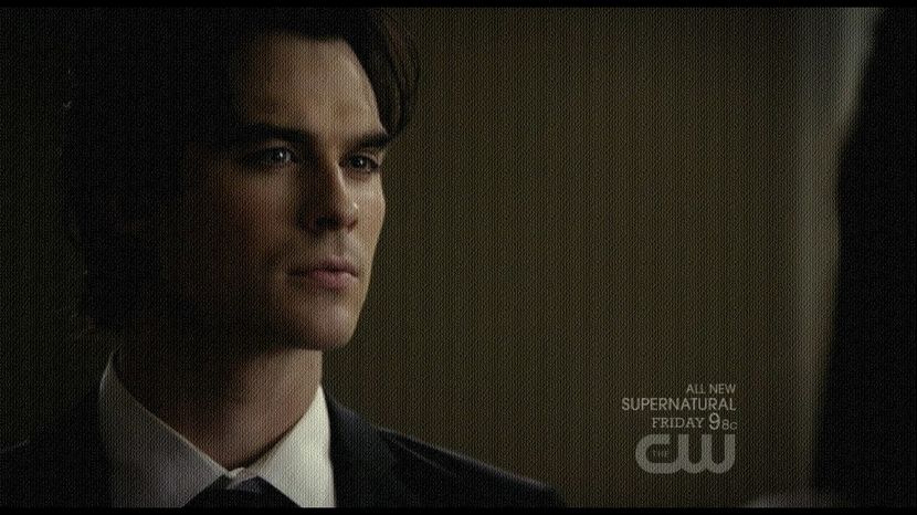 ━ Pufneşte scurt, amuzat, când îl loveşte, ducându-şi o mână în dreptul gurii şi cuprinzându-şi bărb - 05 x you ll never be alone again