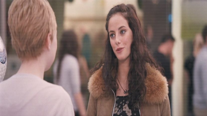 ×ʍɐɹɹıσɹ ☠ ¦   ¤tresare la impactul paharului cu podeaua şi se întoarce rapid pentru a detecta ;+ - 05 x you ll never be alone again