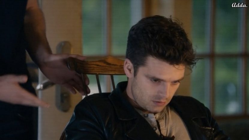 》De ce n-o faci chiar tu? La ce istorie complicată ai cu el, ți-ai putea permite și asta. *zâmbește - 05 x you ll never be alone again