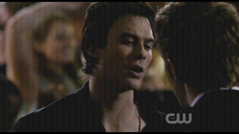 ━ Oamenilor care se uitau la el ca la un nebun, şi se întoarce cu ea până la maşină, urcând-o forţat - 05 x you ll never be alone again