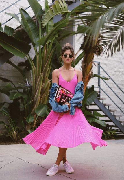 RockyBarnesBlog-PrettyInPink-RockyBarnesModel-@rocky_barnes-Cooper-22-707x1024 - rocky barnes