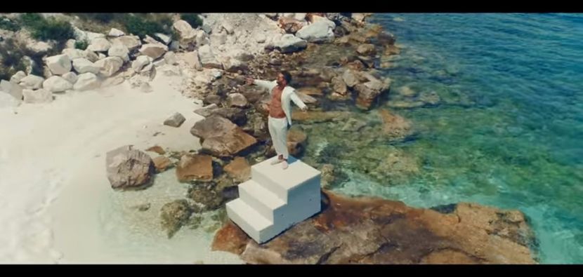 bandicam 2017-06-11 20-07-24-843 - D - De Amor