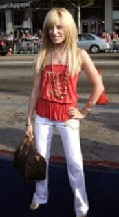 Ashley Tisdale-2