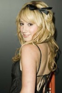 Ashley Tisdale-13