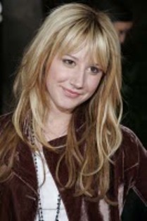 Ashley Tisdale-21