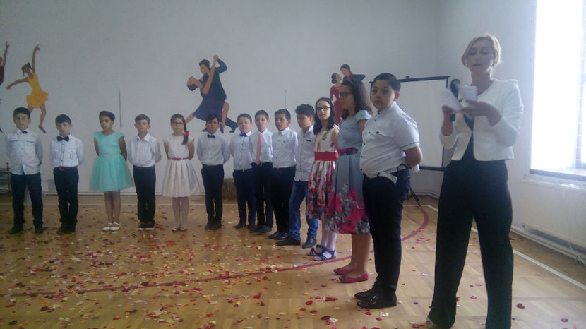  - curs festiv clasa a IV a promotia 2017