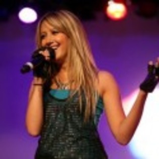 ashley_tisdale-125x125