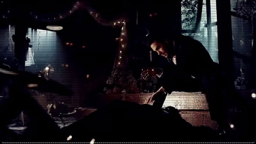 ∵∴ʷ͠ʳ͠ᵉ͠ᵃ͠ᵏ ͠ʰ͠ᵃ͠ᵛ͠ᵒ͠ᶜ͠ ❜☇ * telefonul din buzunar. Observă că o anume Clara Ogrodnik - 05 x you ll never be alone again