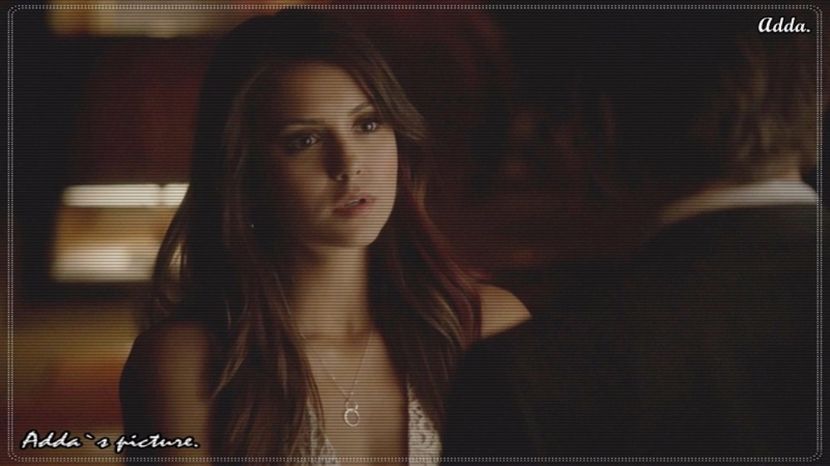 》 Ce anum..*nici nu termină fraza că acesta o ridică pe sus, râde în hohote, apoi când o lasă+ - 05 x you ll never be alone again