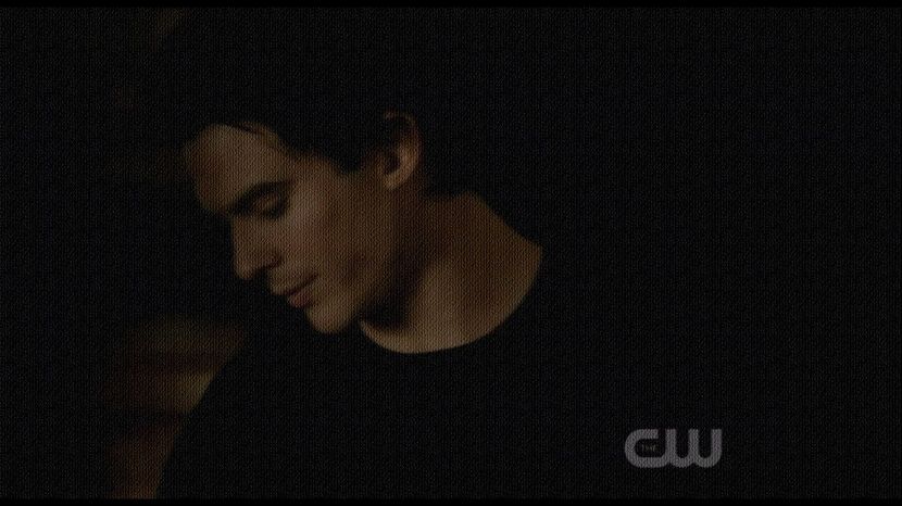 ━ Scuturându-şi printr-un gest scurt palmele. ❝Ai zis bine că voi vedea, tot n-am mai fost prin - 05 x you ll never be alone again