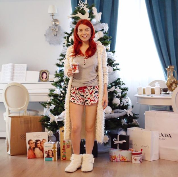  - elena gheorghe