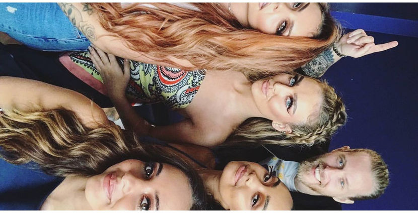 20.i͟͟͞͞u͟͟͞͞n͟͟͞͞i͟͞e͟͞.2017 - private show