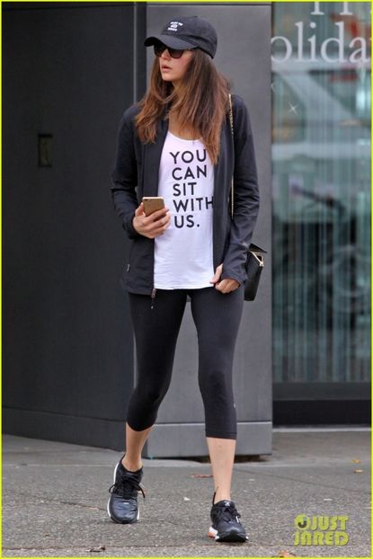 nina-dobrev-crash-pad-break-workout-vancouver-05 - nina dobrev