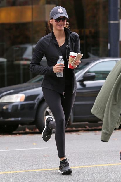 nina-dobrev-leaving-yoga-class-in-vancouver-november-2015_3 - nina dobrev