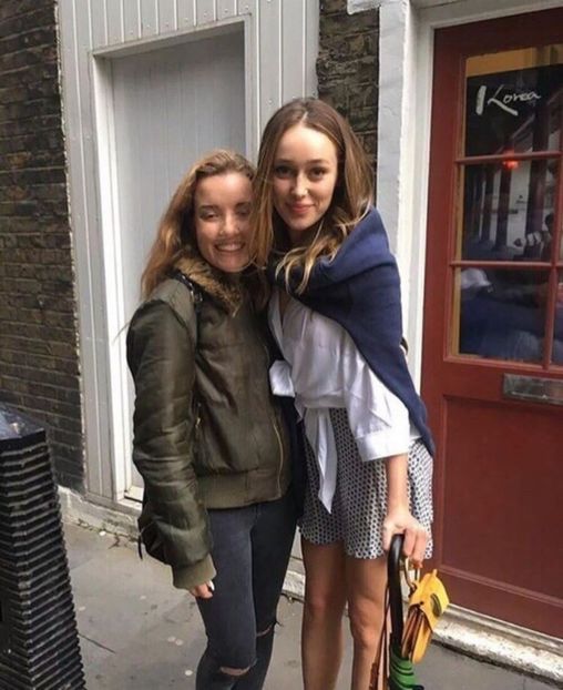 large (12) - alycia debnam