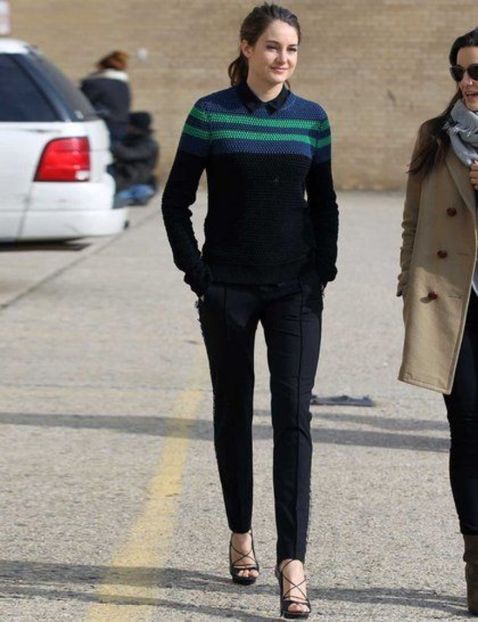 eeaab1e0f87075cc58282466f69f3c1c - shailine woodley