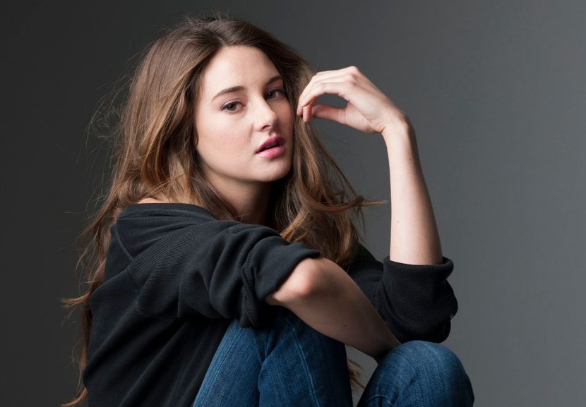 shailene-woodley-in-2017-ap - shailine woodley