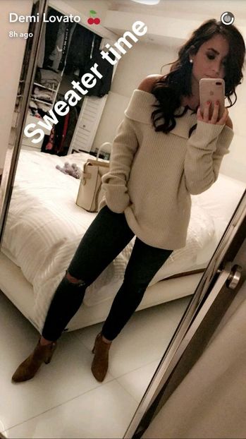 383d9e1a00e4359e9450802197c63167 - demi lovato