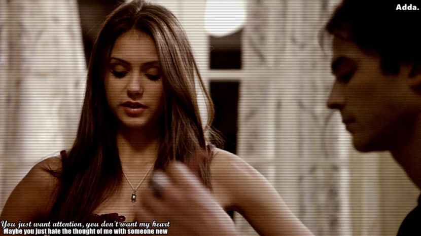 》 în care avea actele false, poze și tot ce-i mai trebuiau în misiune. Aruncă o ultimă privire+ - 05 x you ll never be alone again