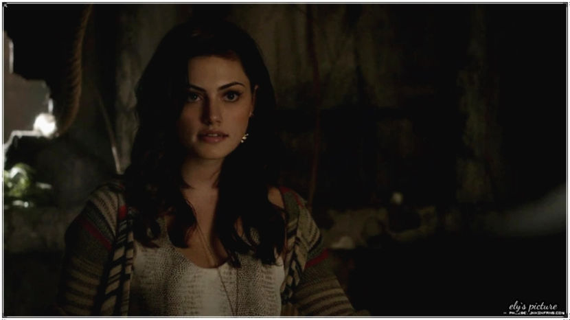 ✿ *inchide ochii inspirand si expirand puternic* Gata, ma linistesc. *isi duce mainile dupa gatul + - 05 x you ll never be alone again