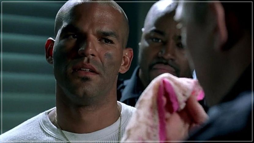 ∵∴ʷ͠ʳ͠ᵉ͠ᵃ͠ᵏ ͠ʰ͠ᵃ͠ᵛ͠ᵒ͠ᶜ͠ ❜☇ * când intră în depozit și vede atâtea arme face ochii mari și se - 05 x you ll never be alone again