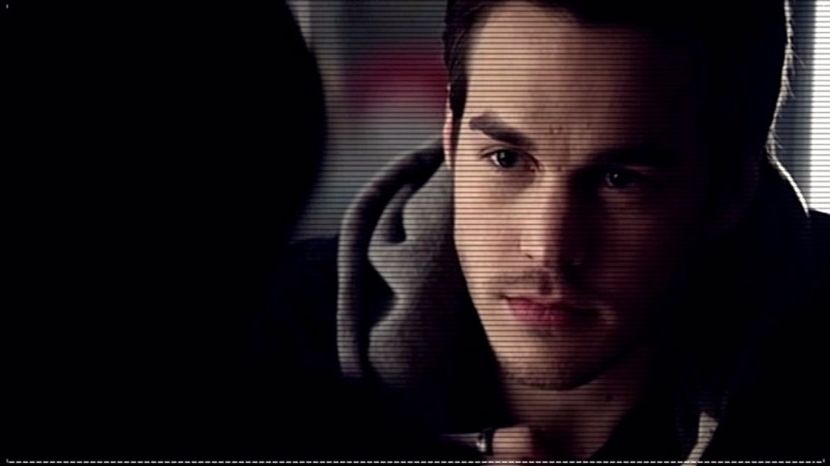 ∵∴ʷ͠ʳ͠ᵉ͠ᵃ͠ᵏ ͠ʰ͠ᵃ͠ᵛ͠ᵒ͠ᶜ͠ ❜☇ * ridică din umeri îndreptându-se spre camera lor. * Nu știu de ce - 05 x you ll never be alone again