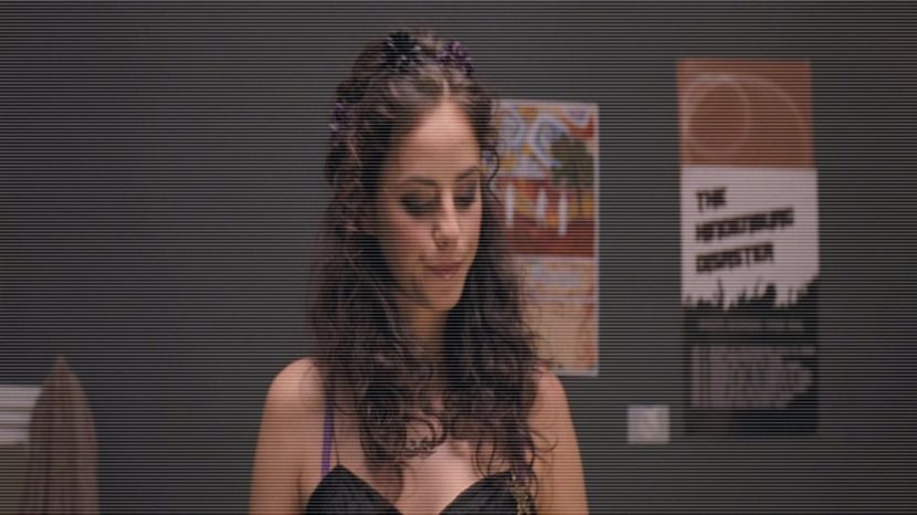 ×ʍɐɹɹıσɹ ☠ ¦   ¤toată viaţa îi trece prin faţa ochilor în momentul în care aude sunetul trăgaciului, - 05 x you ll never be alone again