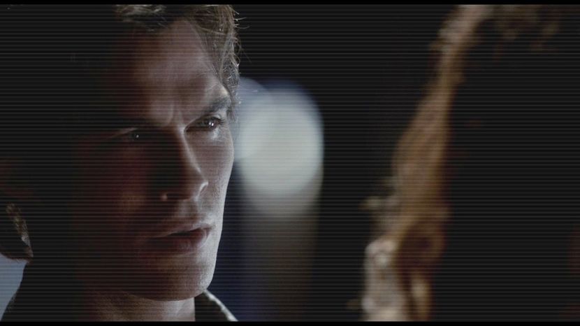 ━ Sală şi înaintează mai mult pentru a afla ce s-a întâmplat, având pentru o secundă o presimţire - 05 x you ll never be alone again