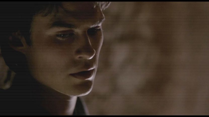 ━ Îngrijorarea din tonul lui fiind probabil una evidentă,  ajungând acum să se apropie de spatele - 05 x you ll never be alone again