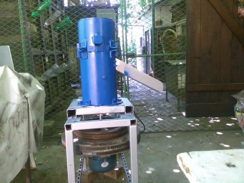  - Granulator cereale Home made