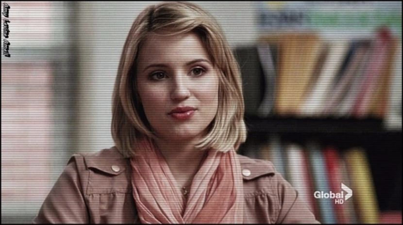 ✚ sarcinii,de care tocmai aflase in ziua acea(desi banuia de cateva(click - 05 x you ll never be alone again