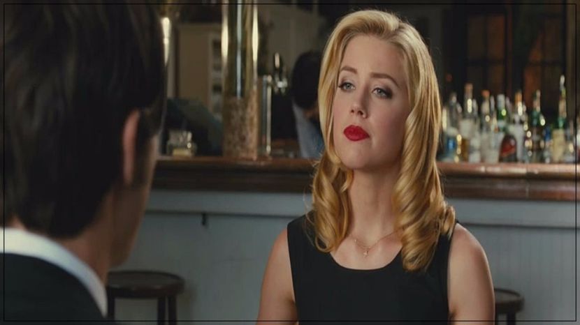 ∵∴ʷ͠ʳ͠ᵉ͠ᵃ͠ᵏ ͠ʰ͠ᵃ͠ᵛ͠ᵒ͠ᶜ͠ ❜☇ * Ridică o sprânceană și-și pune picior peste picior intrigată de - 05 x you ll never be alone again