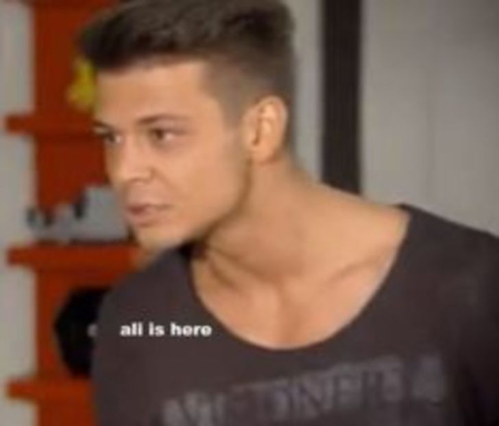 107174331_QGLPHKG3 - 01 cristi - pmdm - 2