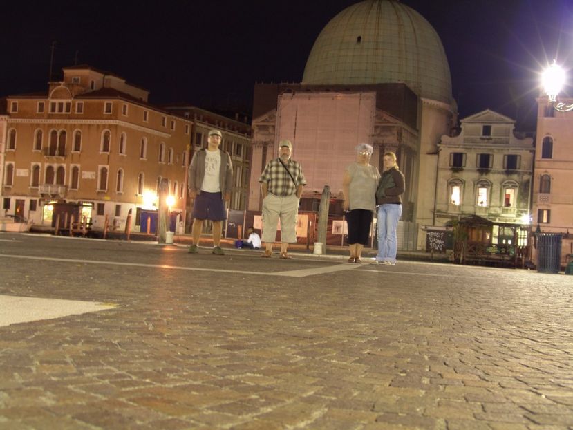  - 2009 AM AJUNS LA VENETIA!