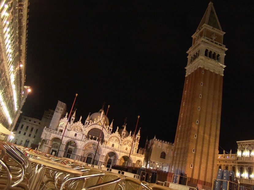  - 2009 AM AJUNS LA VENETIA!