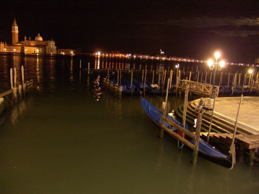  - 2009 AM AJUNS LA VENETIA!