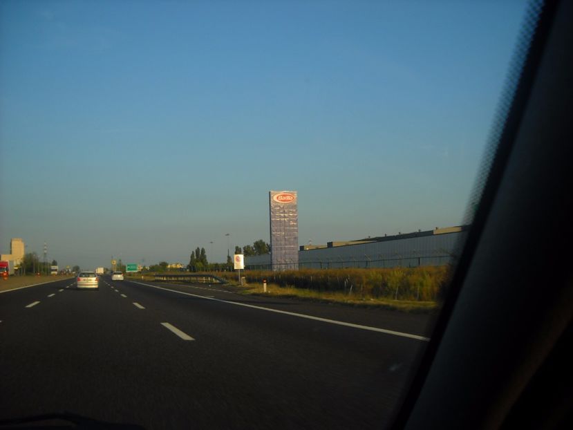  - 2009 INTOARCEREA ACASA PRIN BUDAPESTA