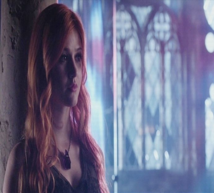 glumeşti? e mai bine decât keeping up with the kardashians. *râde +CLICK - 01 x welcome to mystic falls