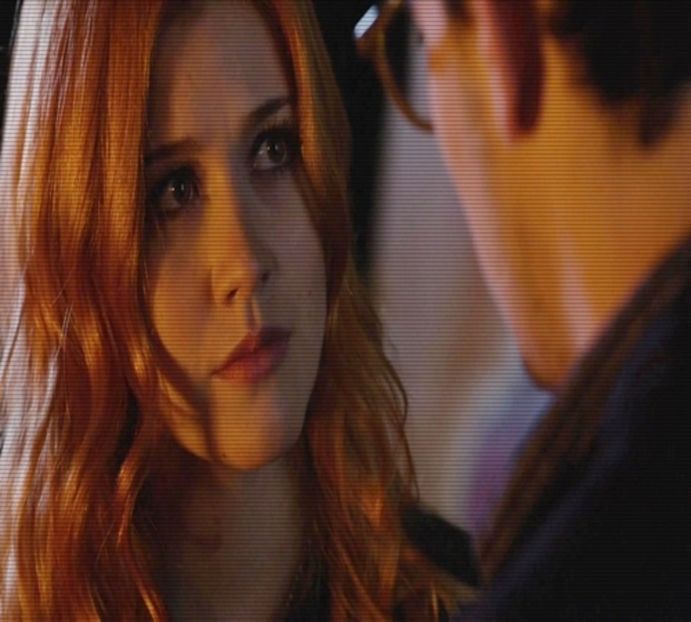 nu, mi se pare ridicol show-ul ăla *ia câteva floricele şi le mănâncă* +CLICK - 01 x welcome to mystic falls