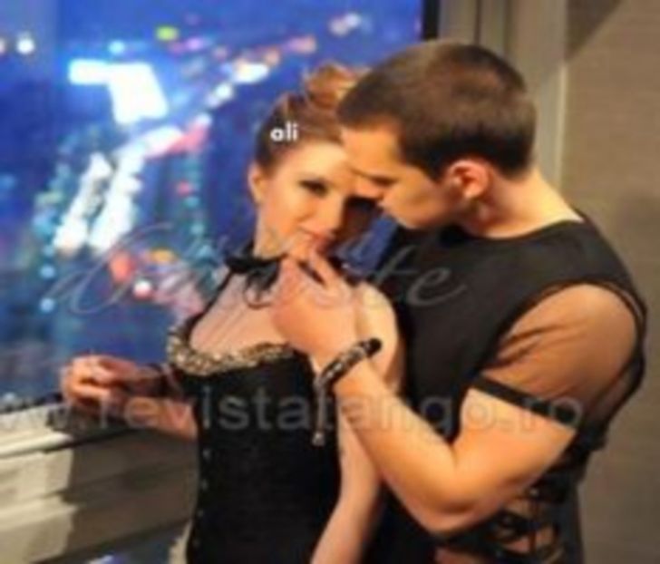 107498006_WCKHMYK - 01 cristina si vlad - pmdm