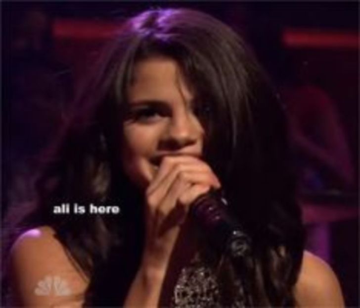 107275286_ANFZZSL3 - 01 aconcert