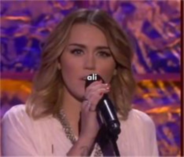 107275287_LYVPUTY3 - 01 aconcert