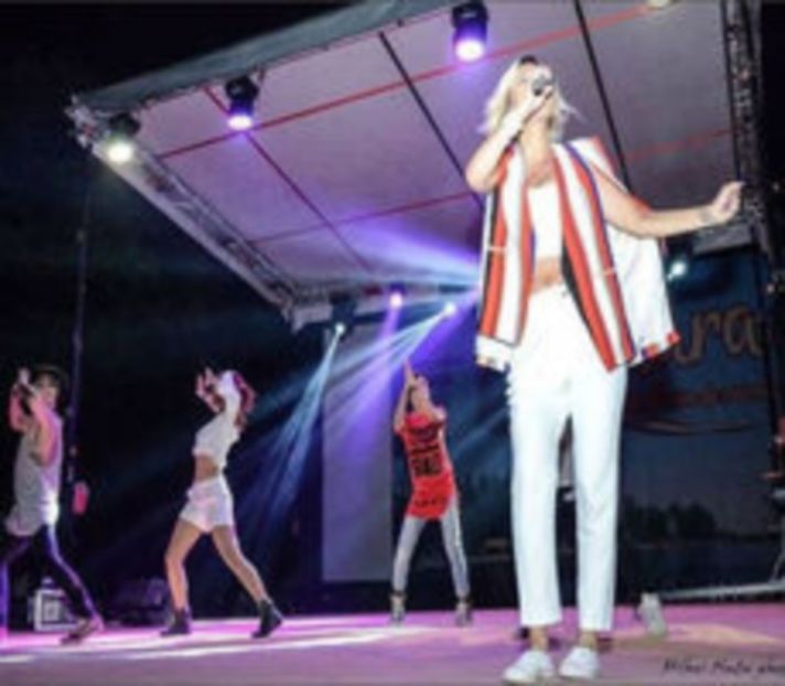 107373359_NDYGSVN - 01 aconcert